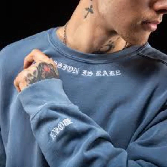 Sworn to us blue crewneck